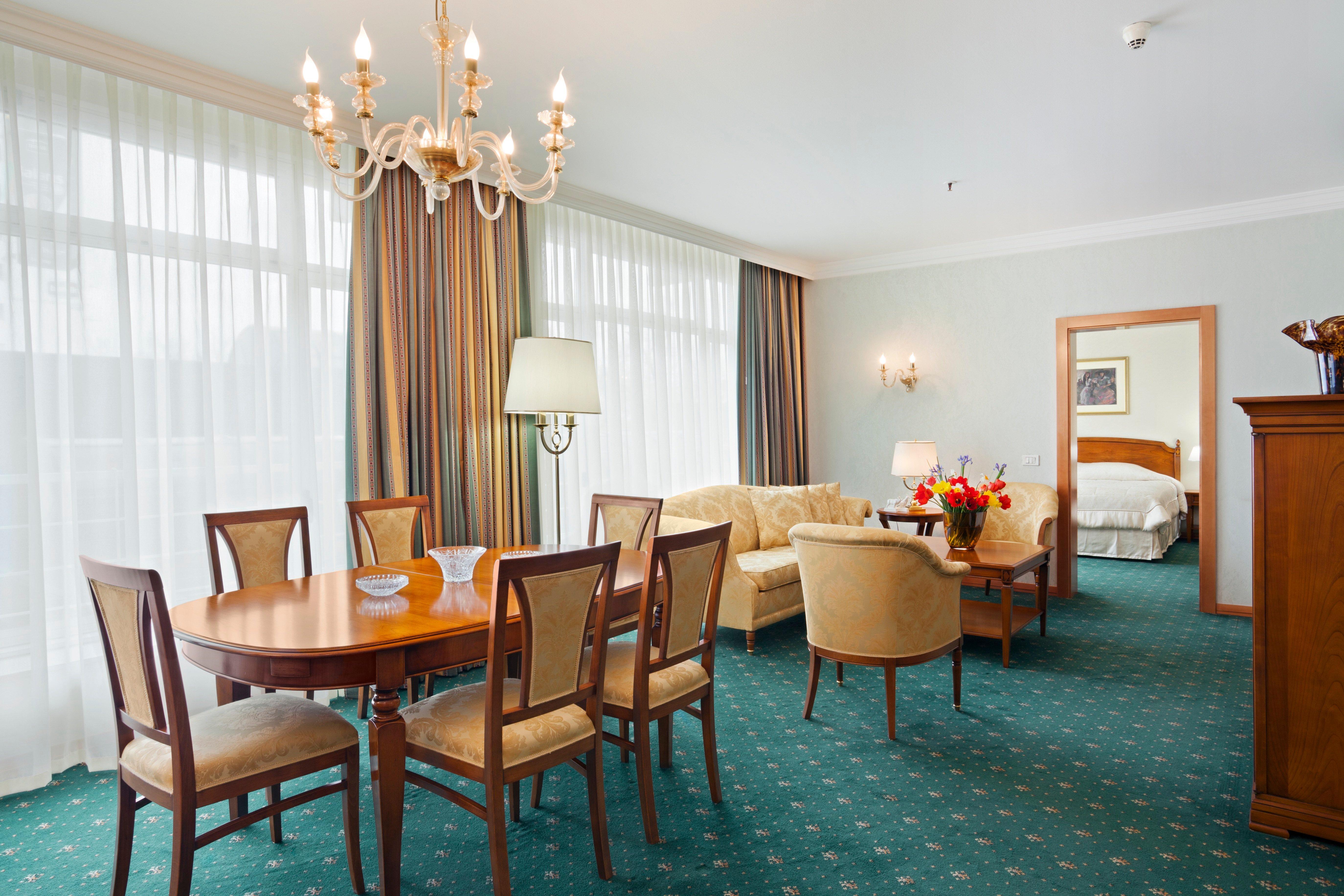 Holiday Inn Skopje By Ihg Номер фото