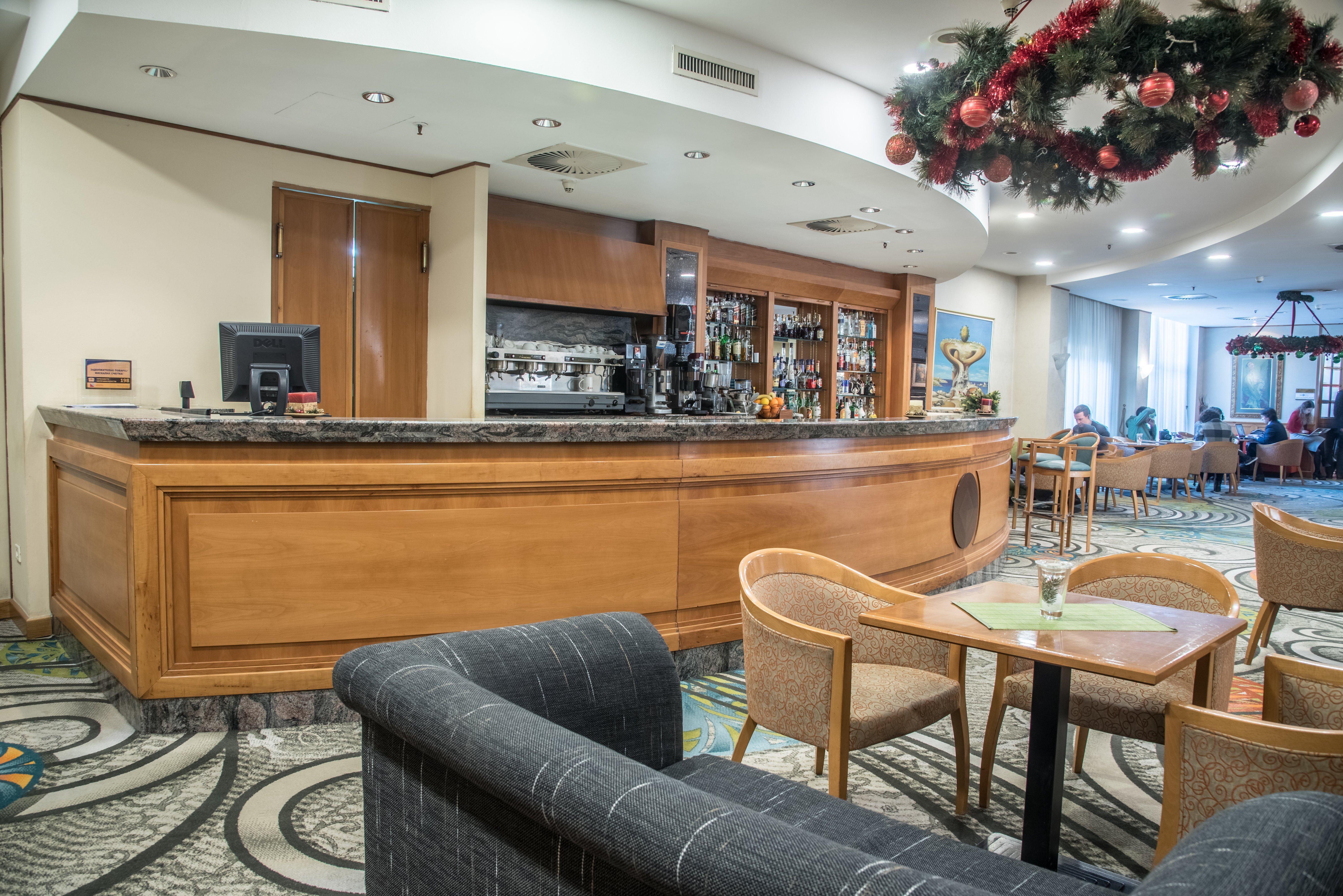 Holiday Inn Skopje By Ihg Экстерьер фото
