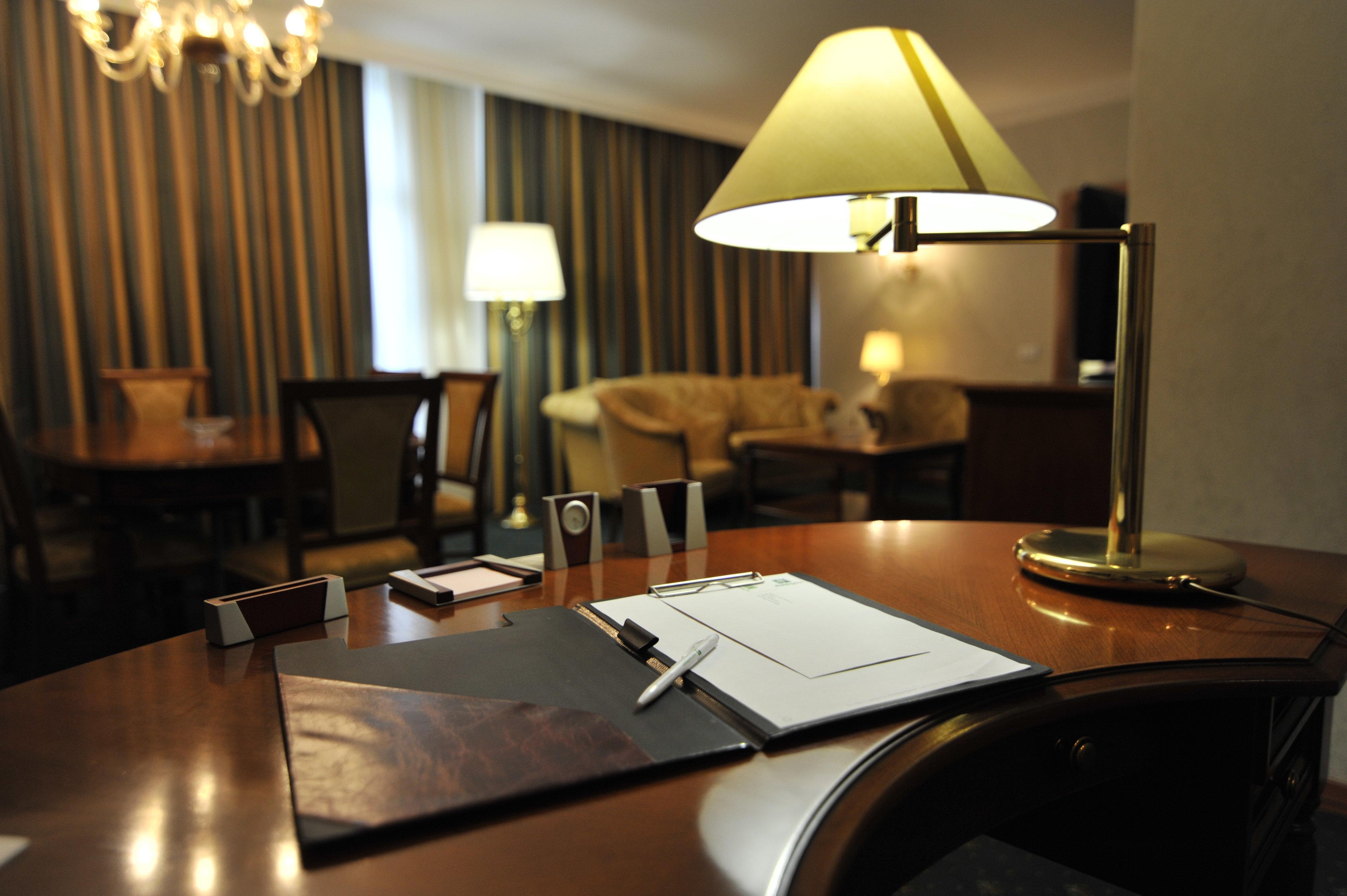Holiday Inn Skopje By Ihg Экстерьер фото